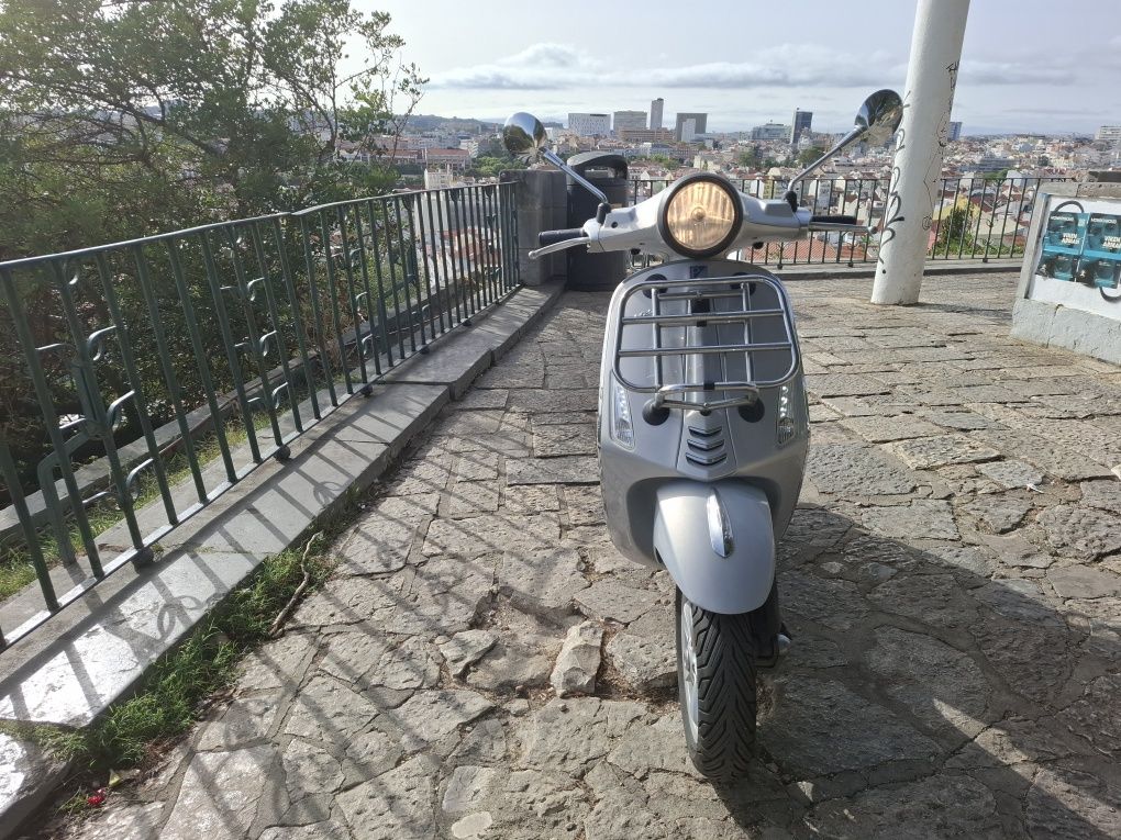 Vespa Primavera 125 Touring (ABS)