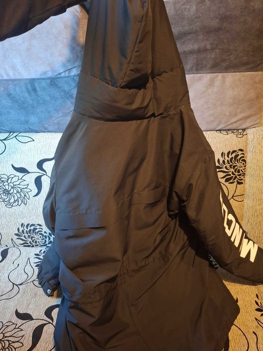 puchowa kurtka MONCLER rozmiar 3