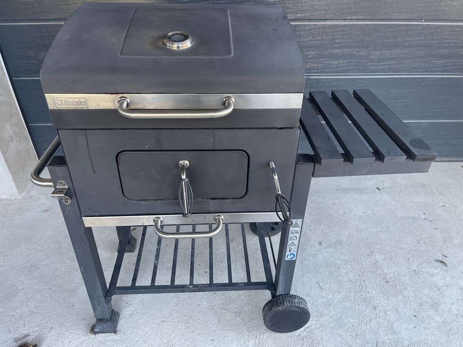Grill węglowy Tepro