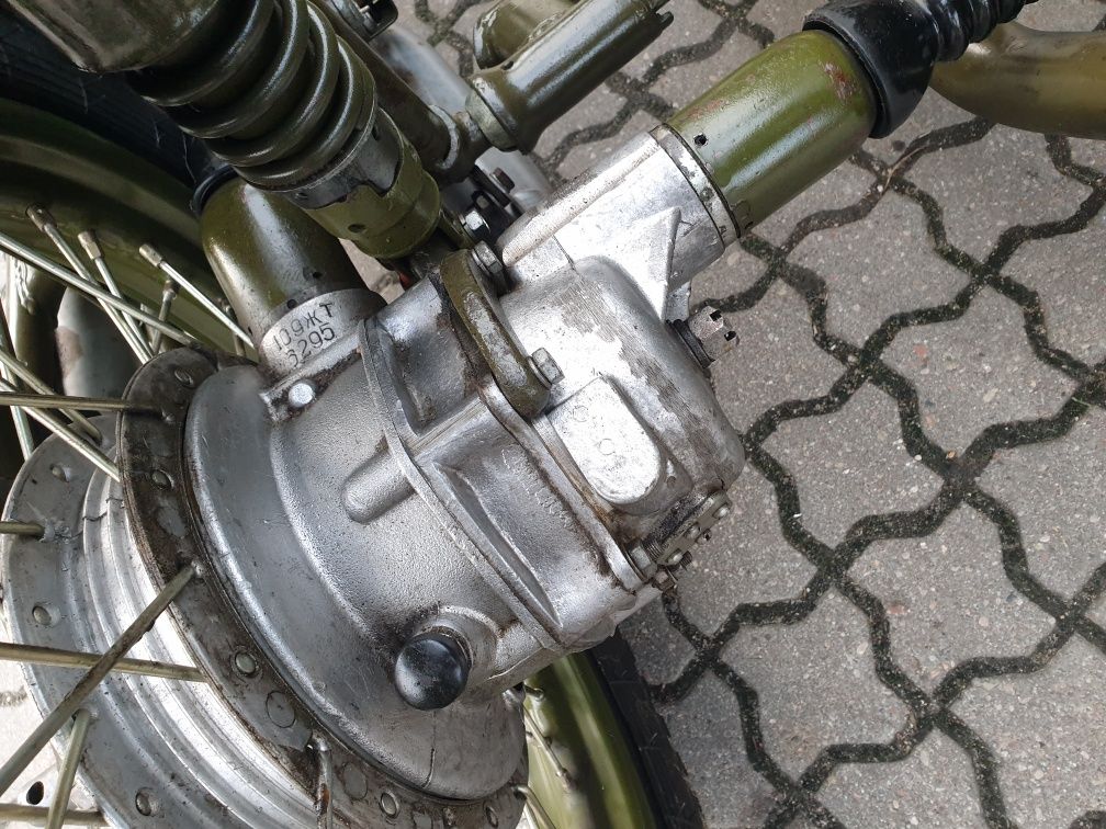 MW 750 napędowiec  mt k 750 m 72 ural dniepr