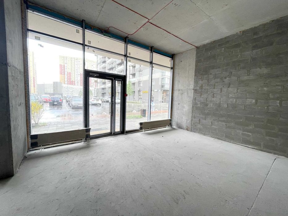 ЖК Варшавський 2. Оренда Фасадного приміщення 85м2 вул О. Олеся, 7.