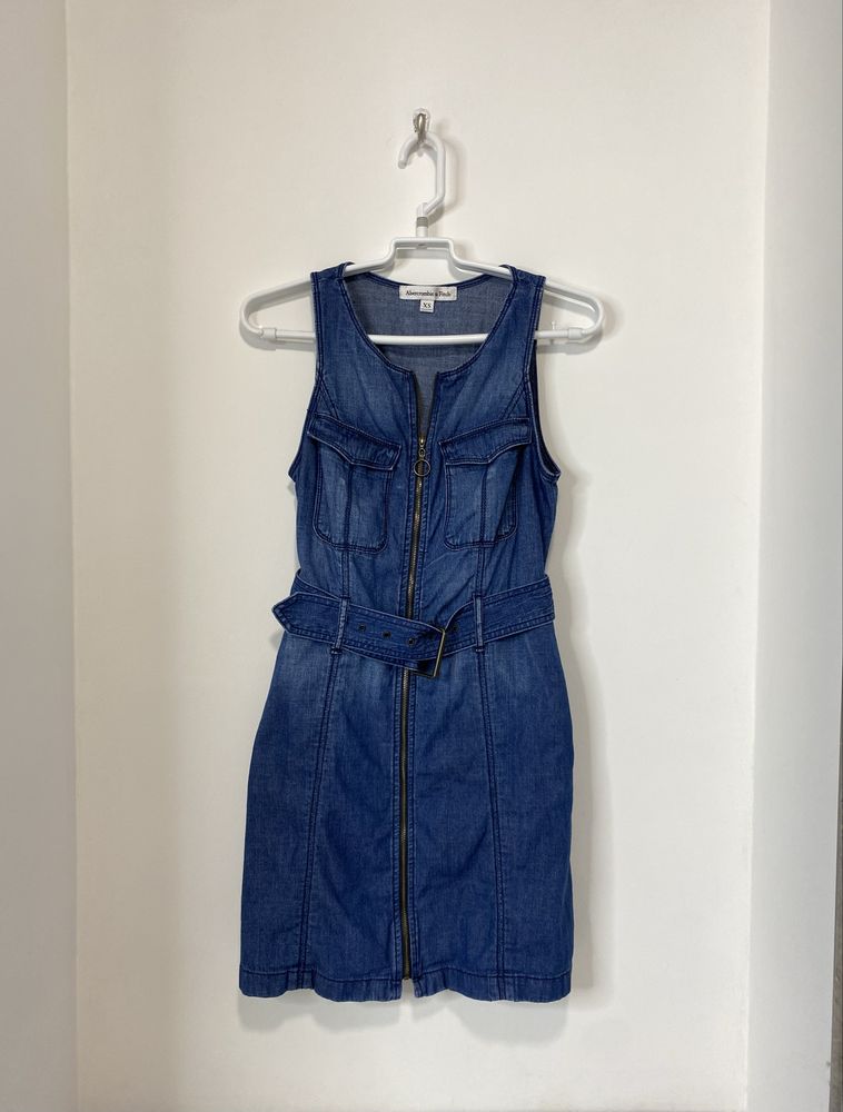 Джинсовое платье сарафан Abercrombie & Fitch Xs