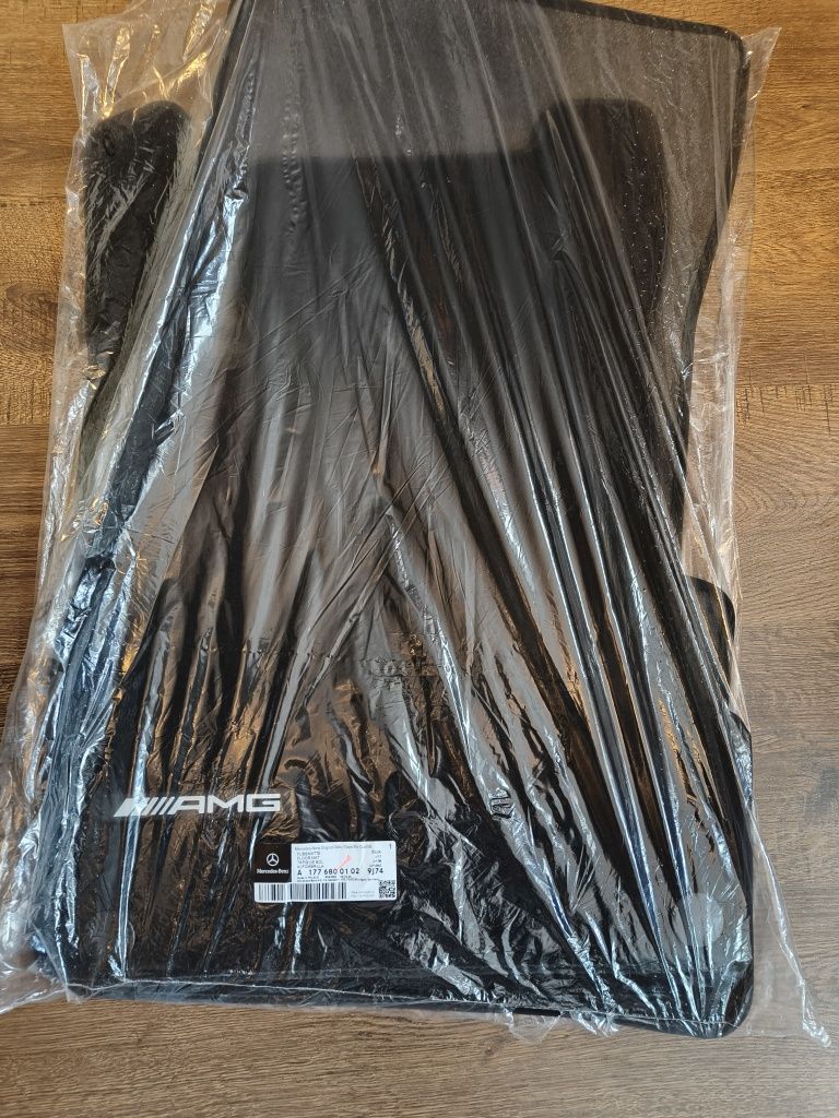 Dywaniki oryginał AMG w177 c118 glb itp