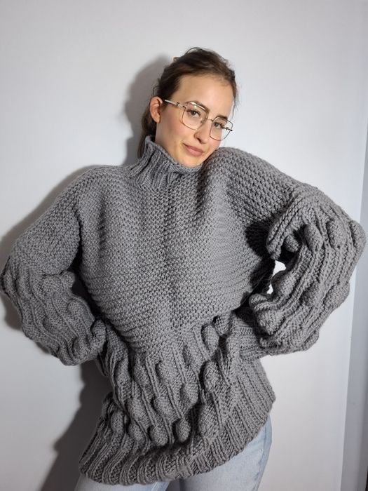 Długi sweterek z bąblami    HandMade