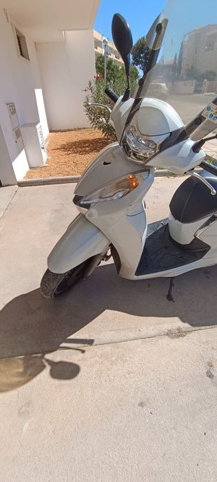 Scooter Honda SH 300