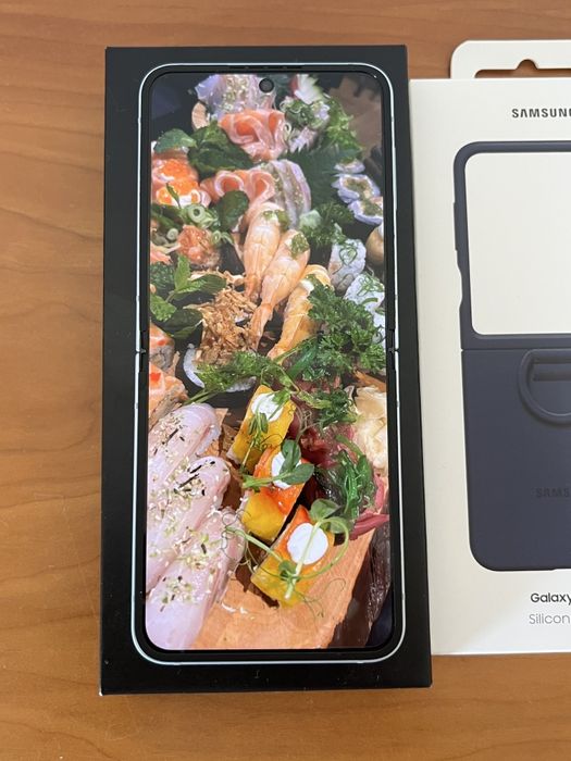 Samsung Galaxy Z Flip 6