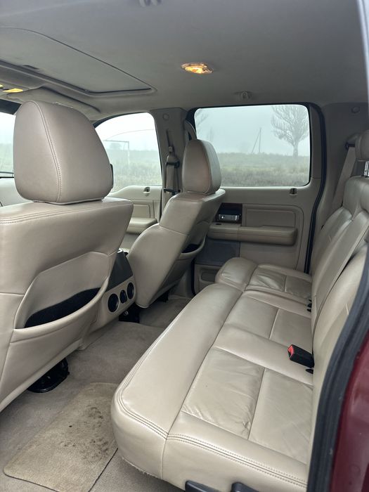 Ford F-150 Lariat повний привід•в доброму стані