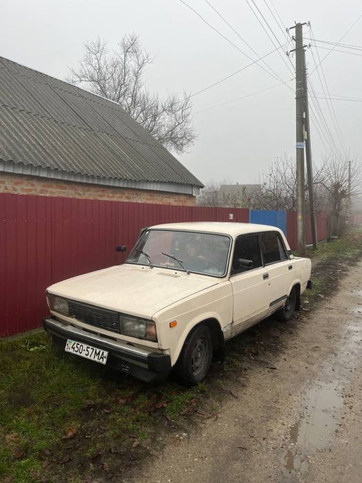 Продам жигуль 2105