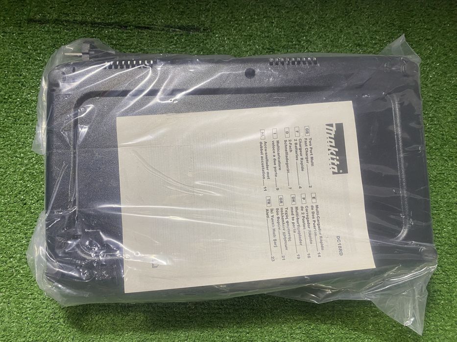 Зарядний пристрій Makita DC18RD оригінал макіта
