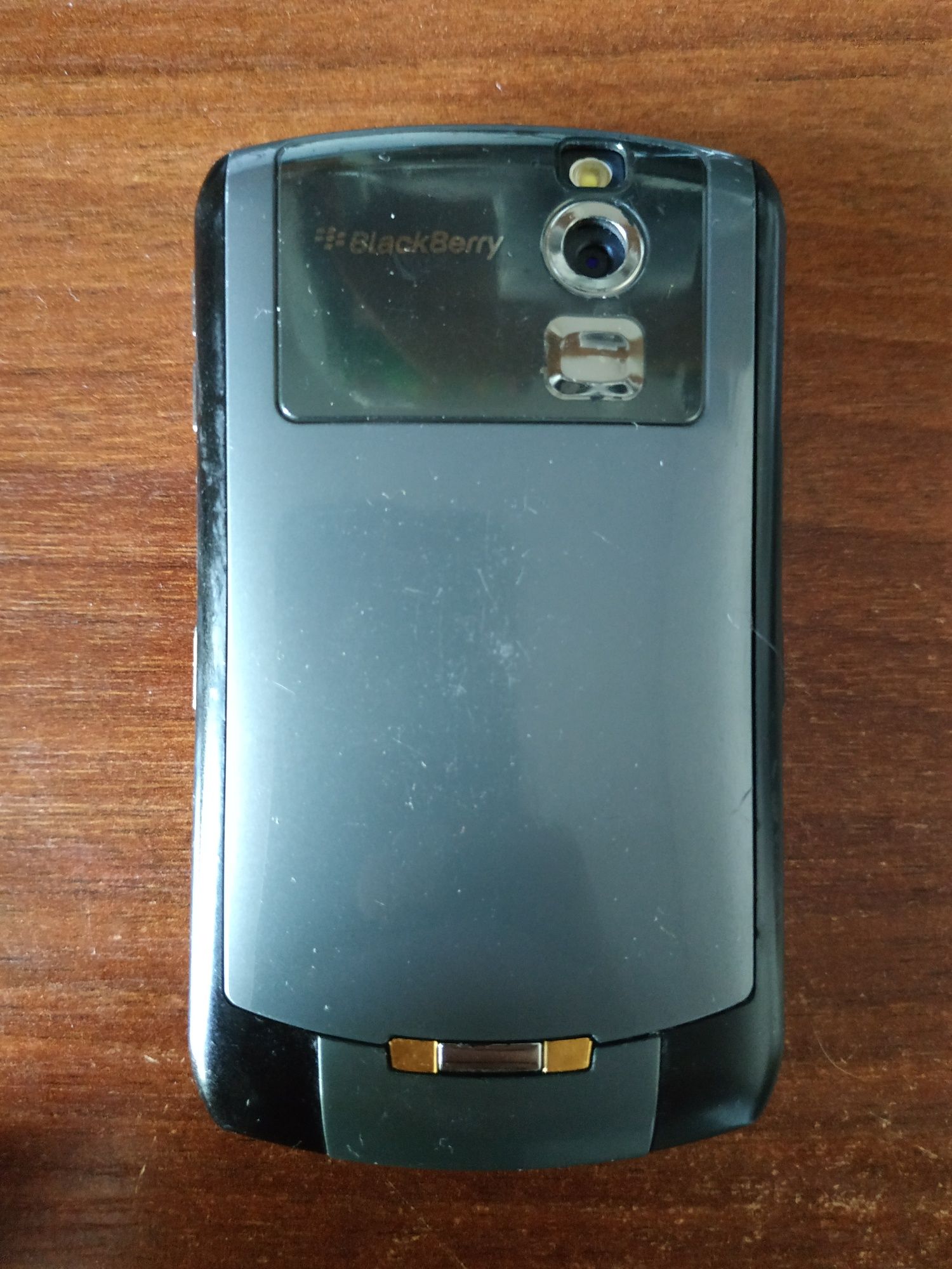 Телефон Blackberry 8310 для колекції