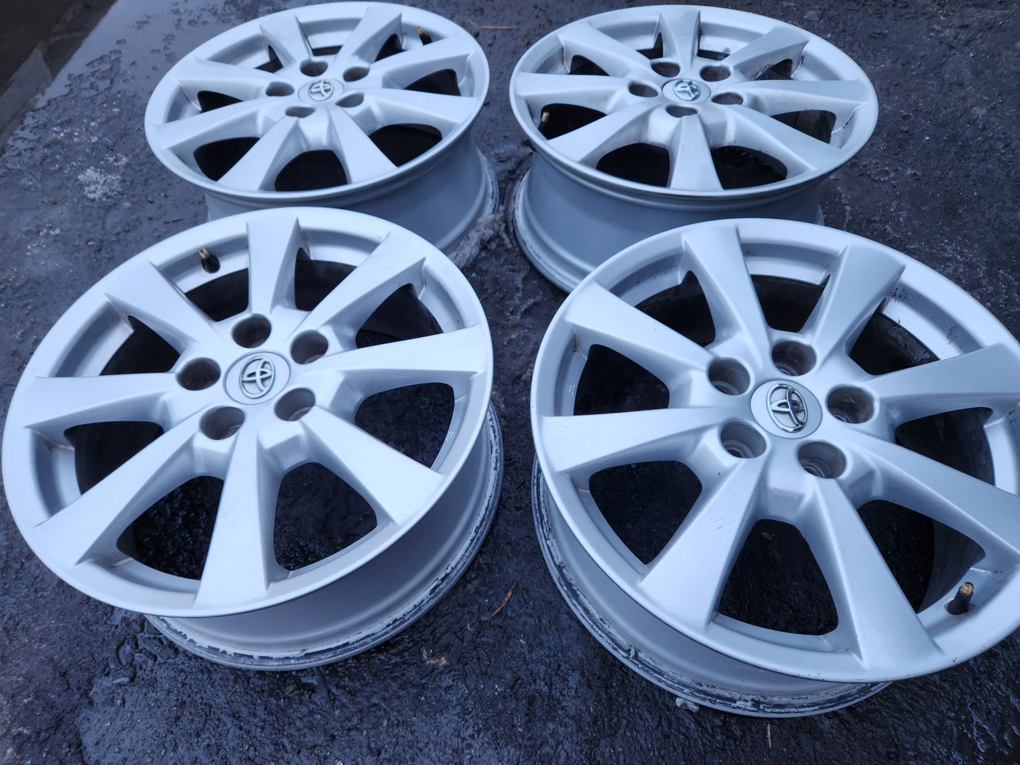 56*Ориг диски Toyota r17 5×114.3 Camry Rav4 Avensis Avalon Corola