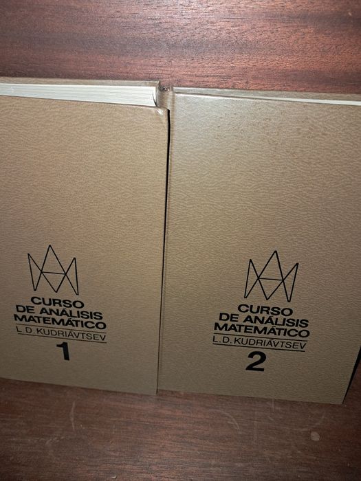 Par de livros de matematica