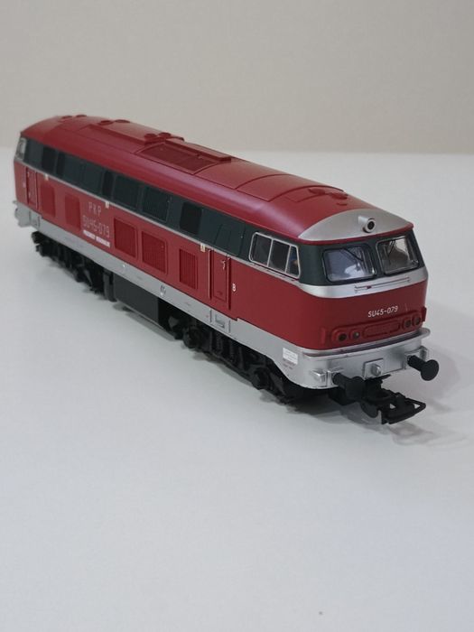 Lokomotywa spalinowa PKP SU45-079 Piko