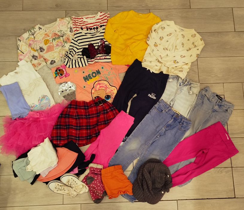 Віддам речі на 4-6 років