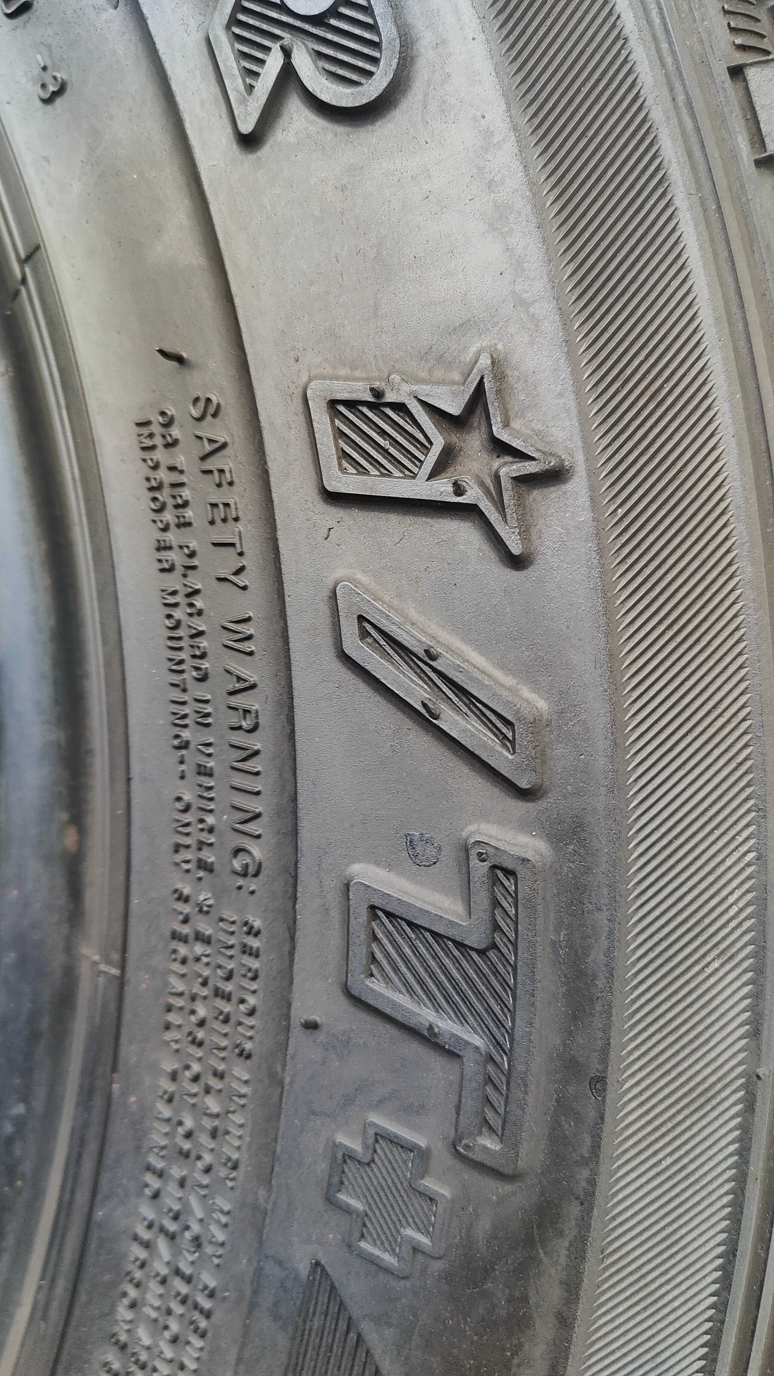 Opony Zimowe 215/65/16 Yokohama 2szt 6,5mm