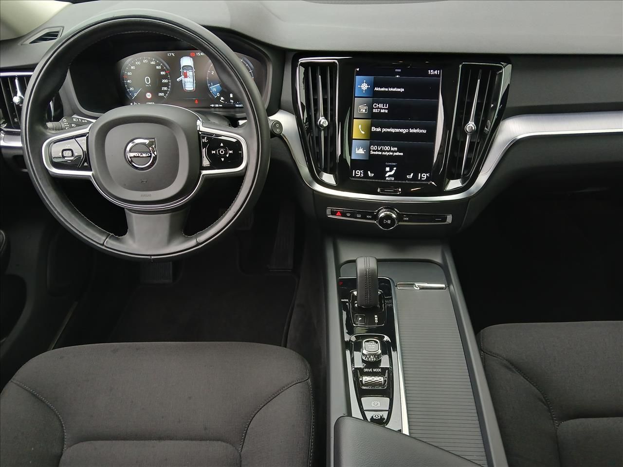 Volvo V60 oferta dealera/FV23/V60 B3 B Momentum Pro aut,LED,el.klapa,Android