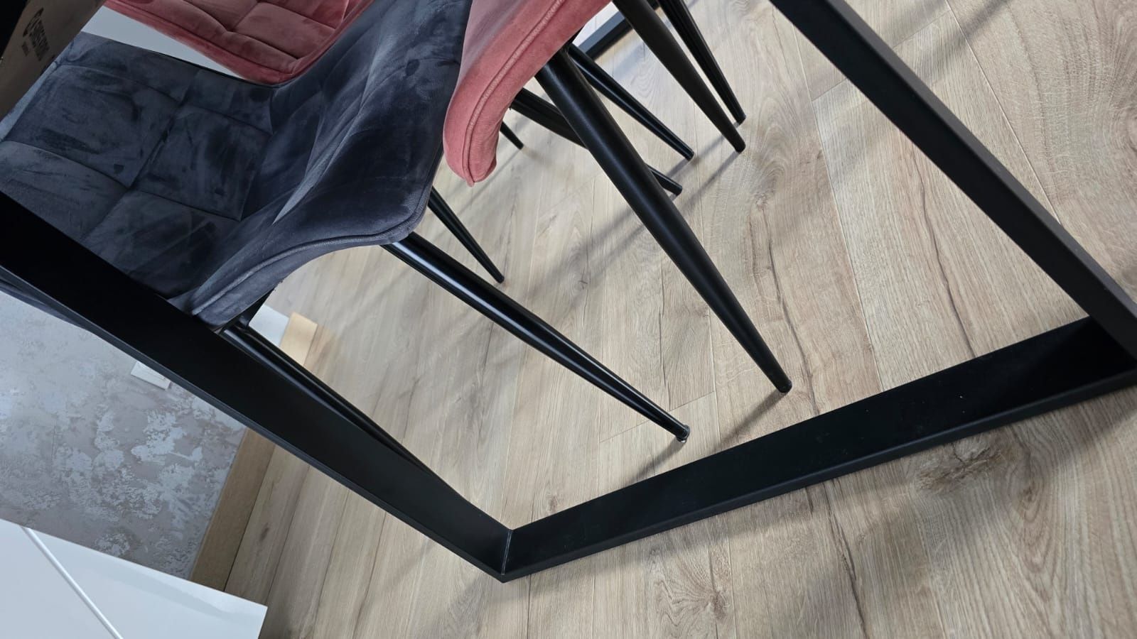 Solidny stół w stylu loft 120x80