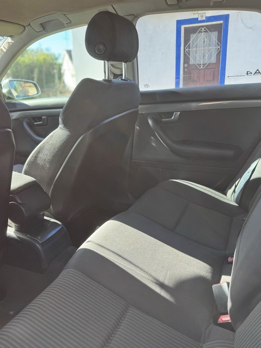 Vendo AudiA4 b7 2.0 tdi