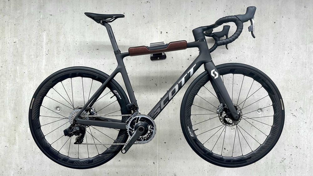 SCOTT Addict RC Ultimate - model 2024 - jak NOWY (300km)!