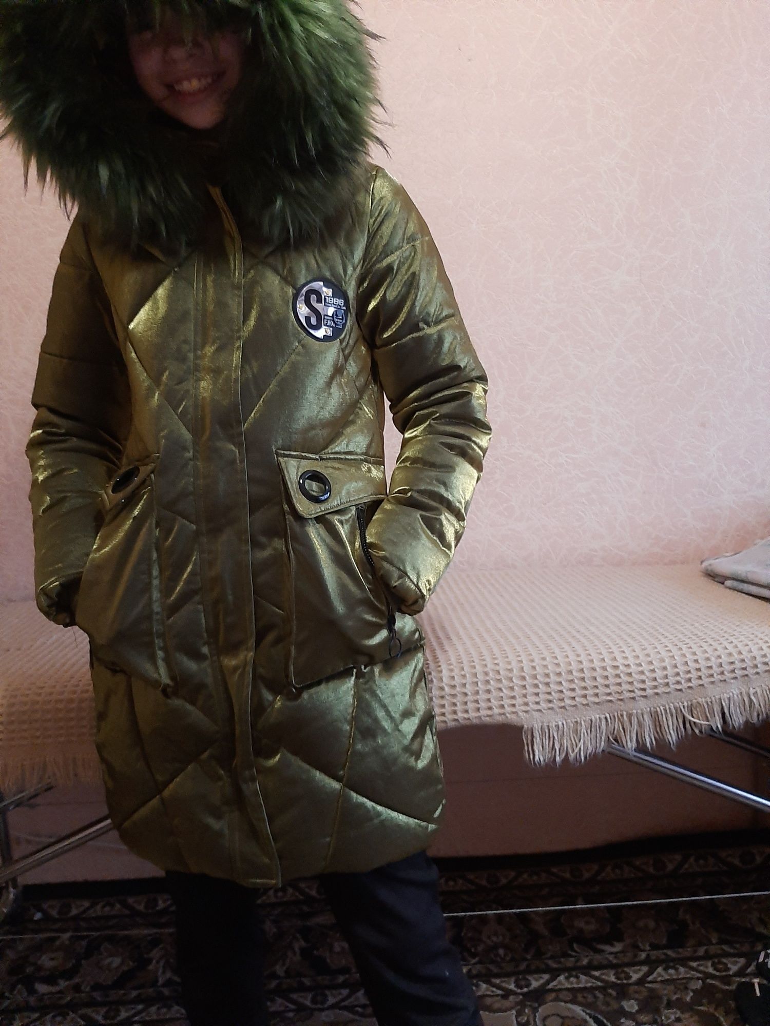 Куртка з світловідбиваючого та водовідштовхуючого матеріалу на дівчинк