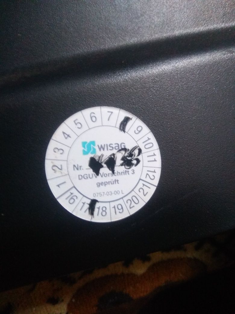 Монитор Хюндай под замену гнезда