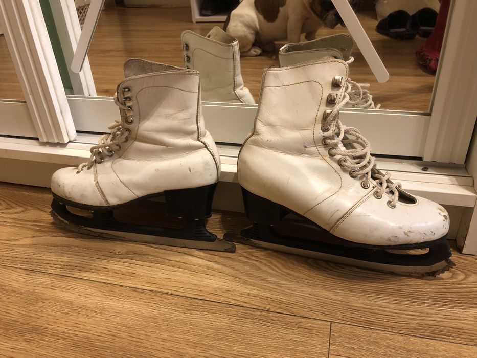 Коньки кожаные 36 размер 23 см