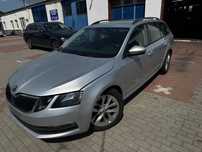 Skoda Octavia 4x4 dsg / kamery /delikatnie uszkodzone