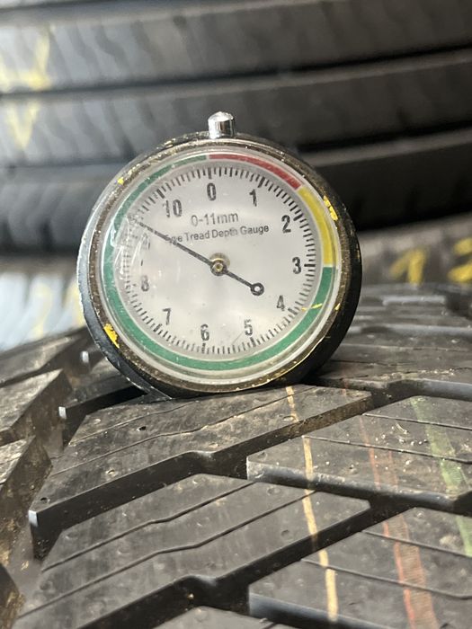 *Opony Brodgestone 216/60/17C para