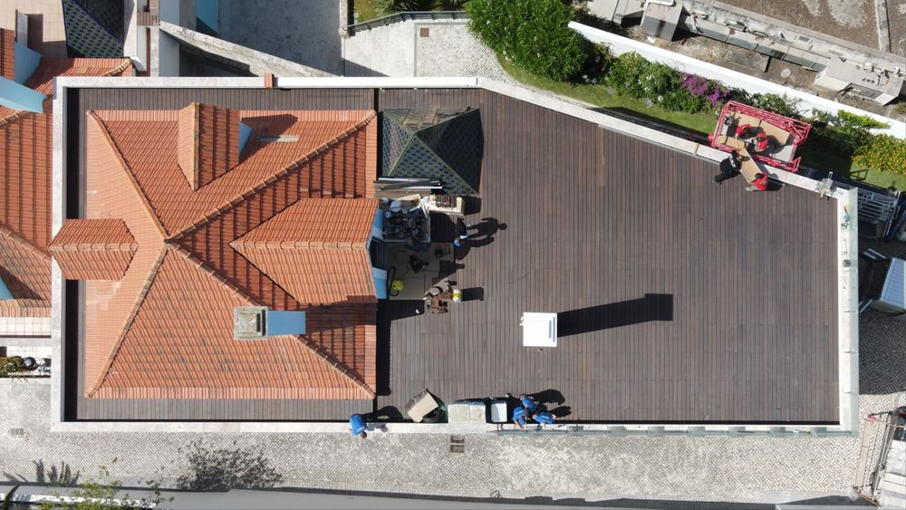 Carpintaria especializada/ casas de madeira / Deck / pérgolas