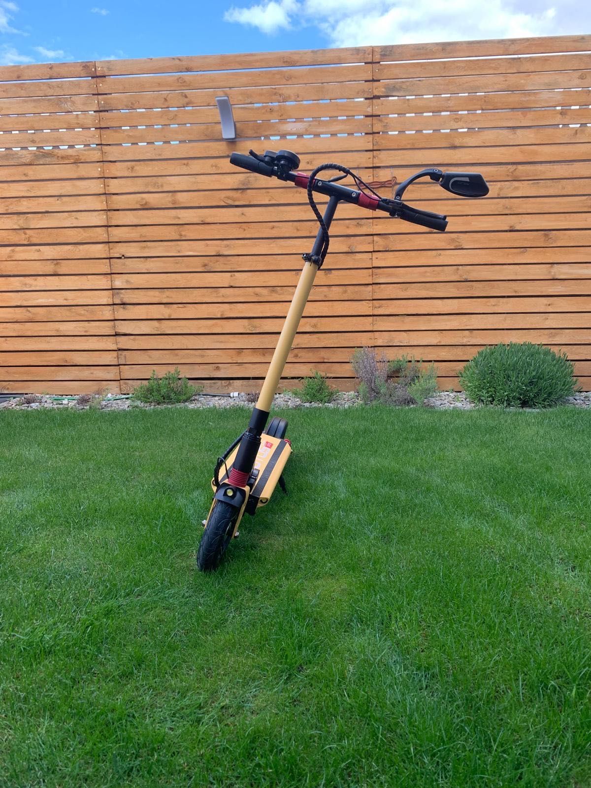 Hulajnoga Motus 8.5 lite pro -zadbana