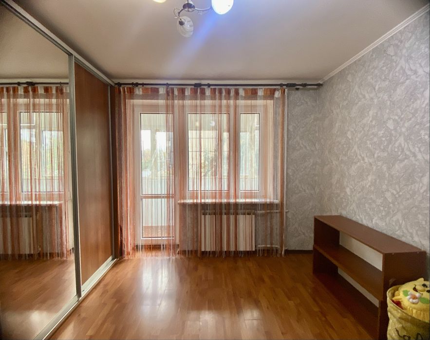 Продам 3-к кв с ремонтом 77м2 пр Героев Победа-6 Возможен безнал !