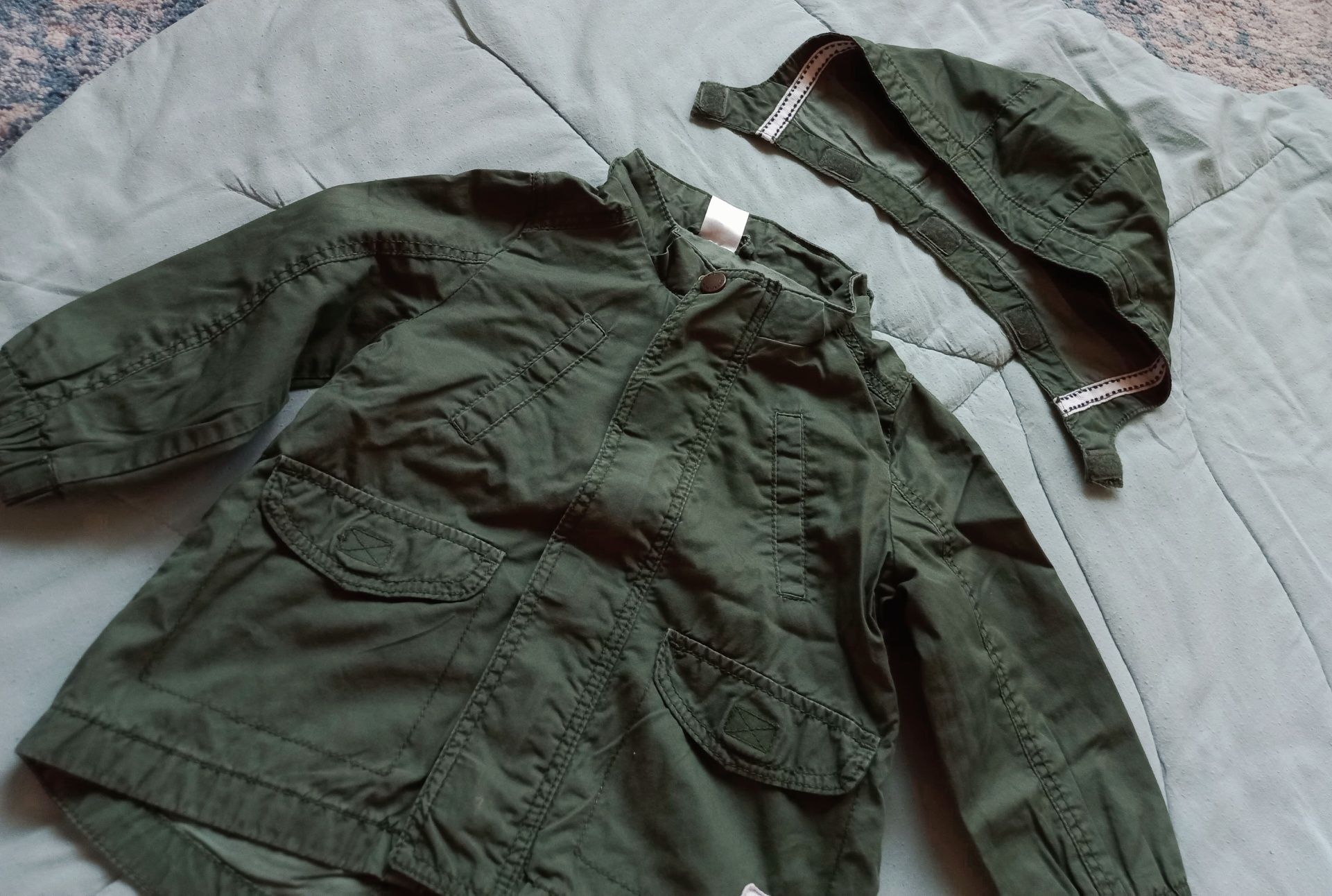 Parka kurtka H&M wiosenna/jesienna ciemnozielona, rozmiar 74