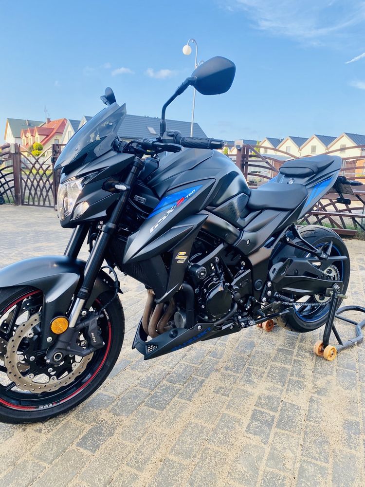 Suzuki gsxs - 750 abs gsx-s750