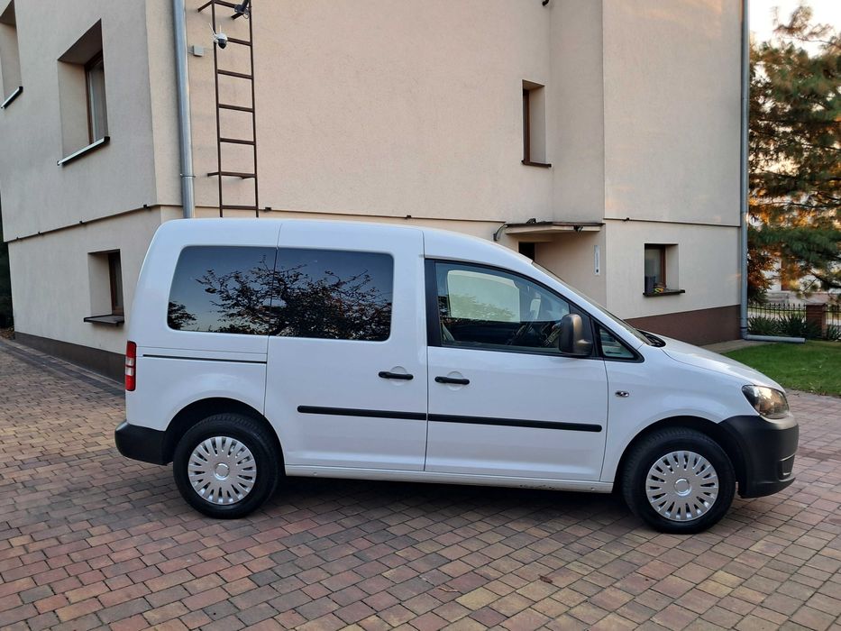 Vw Caddy 1.6 TDI.2013.Stan bardzo dobry.5 osobowy.
