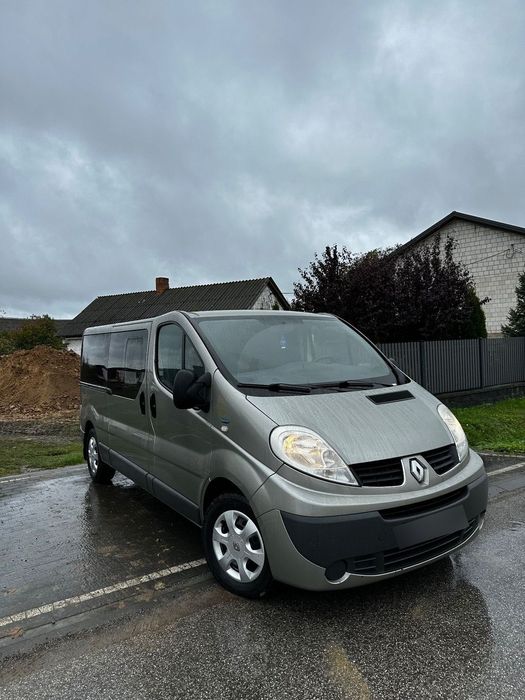 Renault Trafic Renault Trafic II•2013r•2.0D•L2H1•Long•Pack Clim•9 osób