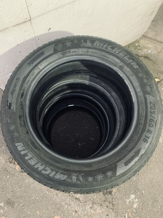 Шини Michelin 205/60/R16, зима