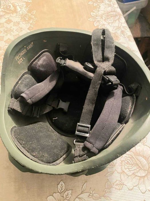 Продам каску  війскову