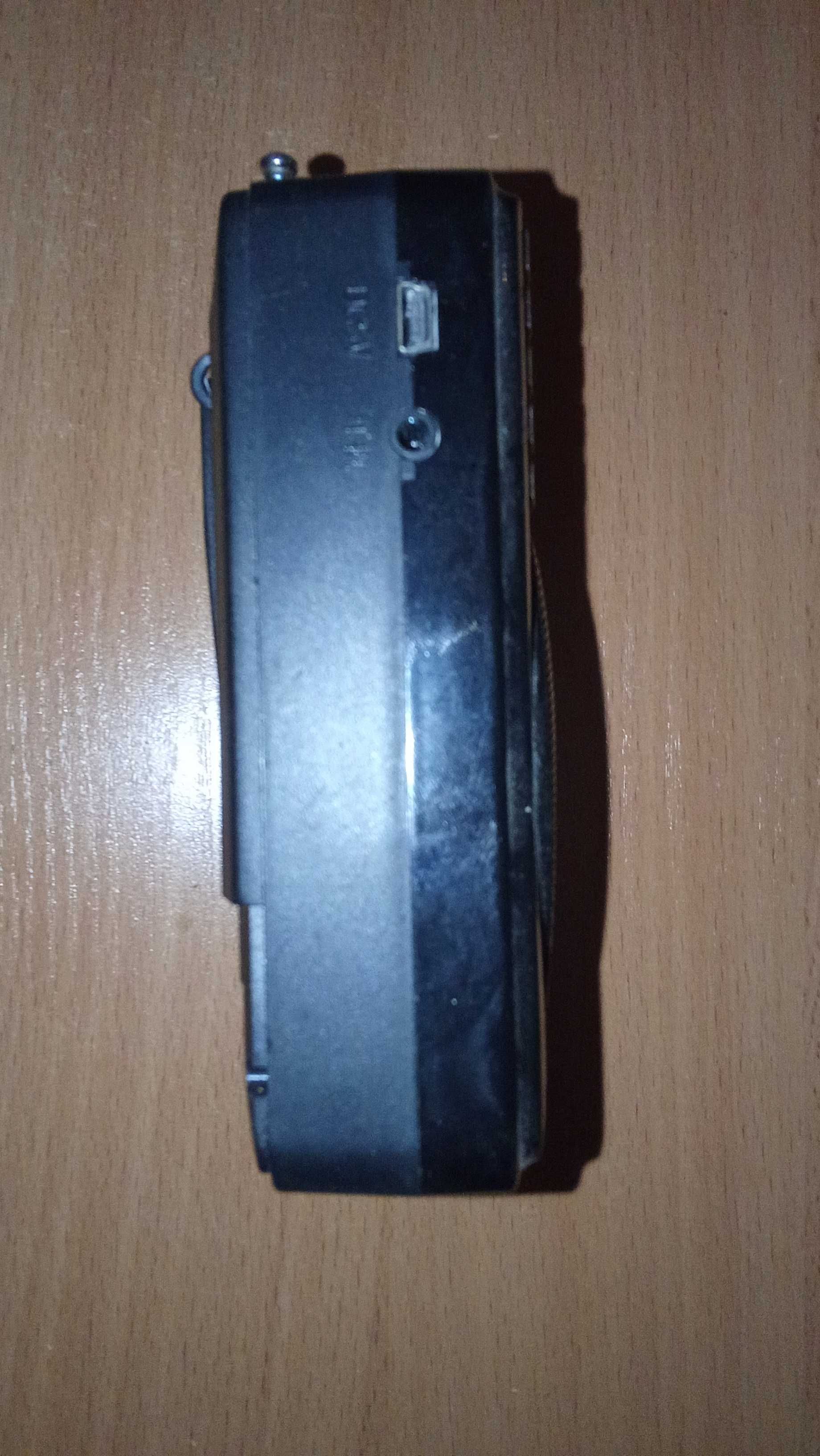 Портативная колонка SAST N-717 с USB, mini SD картой и FM-тюнером