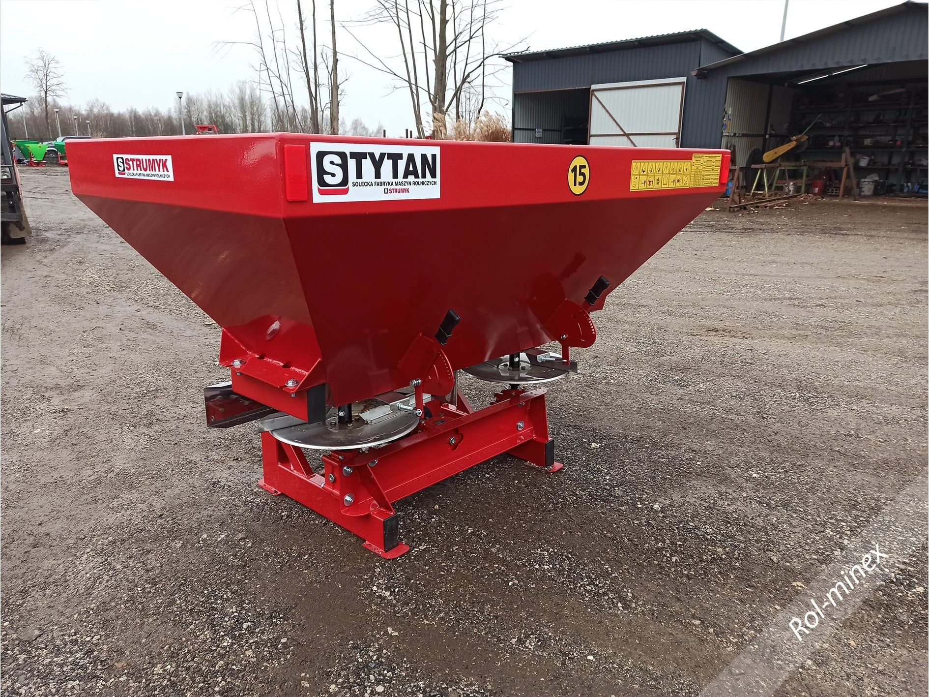 Rozsiewacz do nawozów STRUMYK Tytan Hydraulika + plandeka TRANSPORT