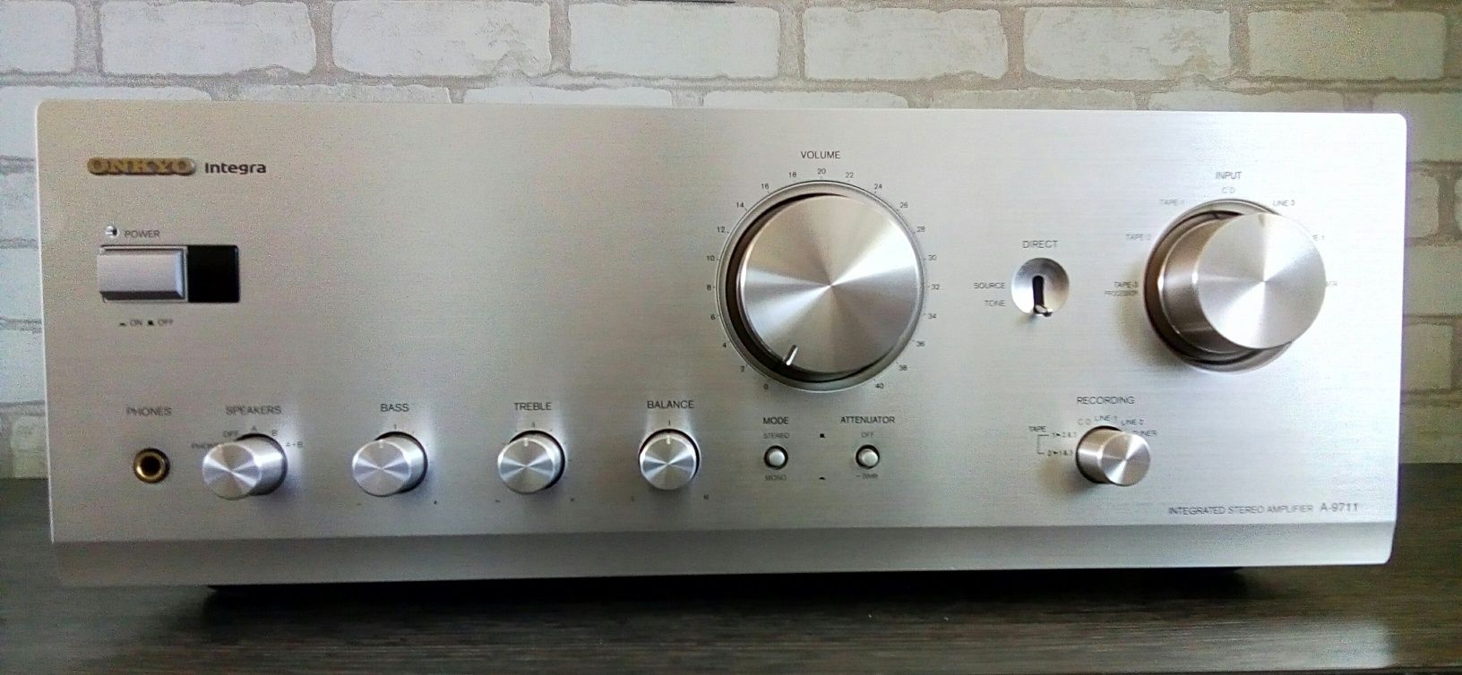 Onkyo Integra A-9711 Integrated Stereo Amplifier 1996-99