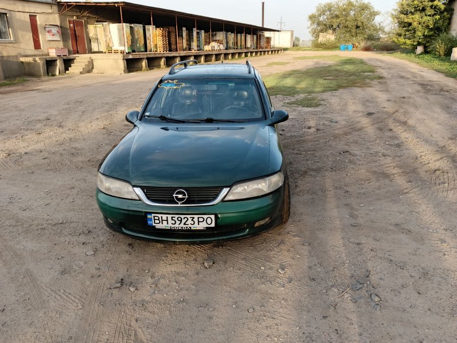 Продам опель вектору б