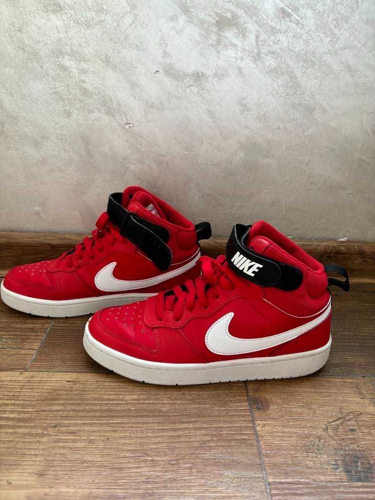 Czerwone Nike Air Force 1 Mid