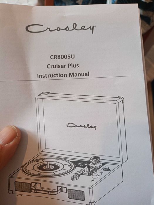 Грамафон Crosley Cruiser Plus.