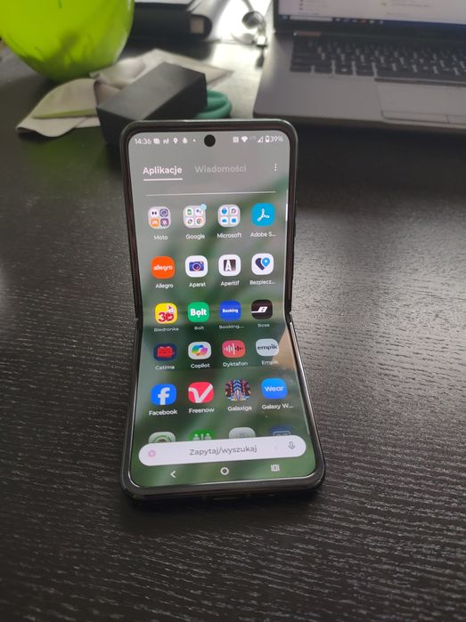 Motorola razr 50 ultra 12/512 ŚWIETNY STAN