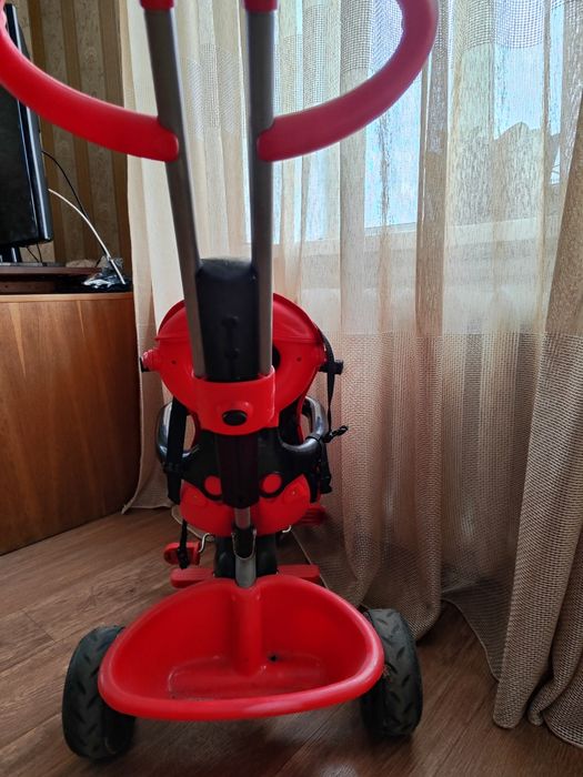 Дитячий трьох колісний велосипед