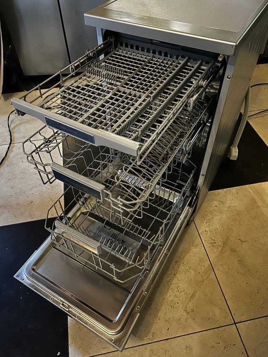 Посудомийна машина Philco