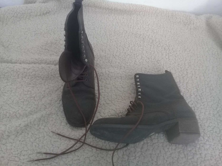 Sandálias e botas