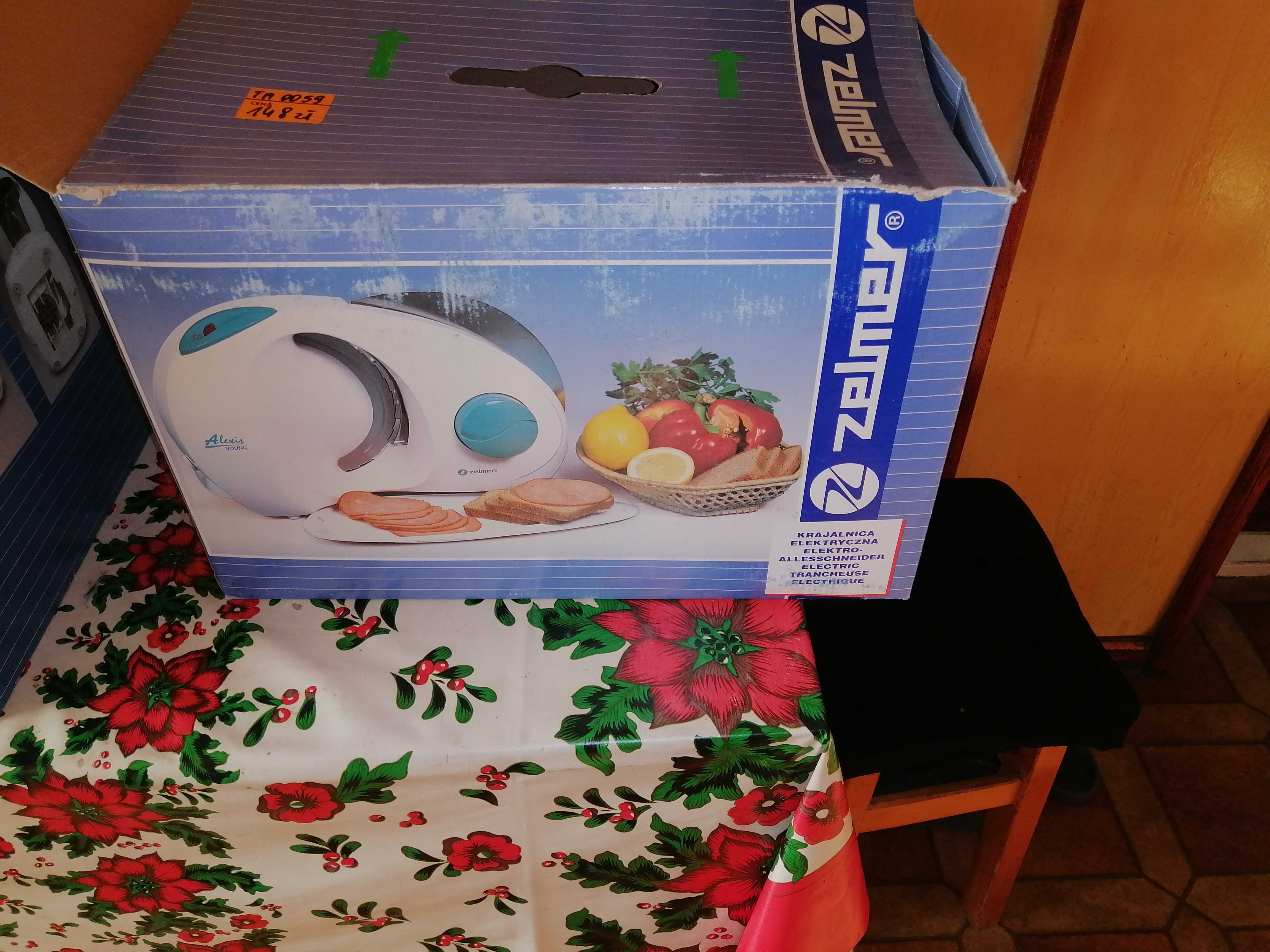 Sprzedam krajalnice elektryczna zelmer alexis yung