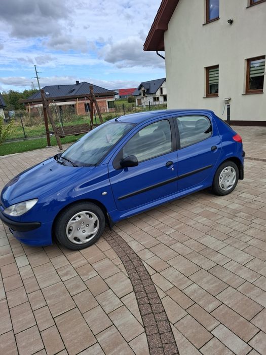 Sprzedam Peugeot 206 1,4 75 KM rb. 2000
