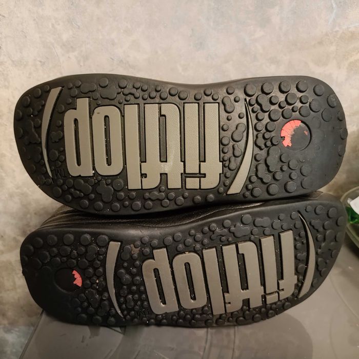 Натуральна шіра.Чоботи Fitflop. Устілка 24см.
